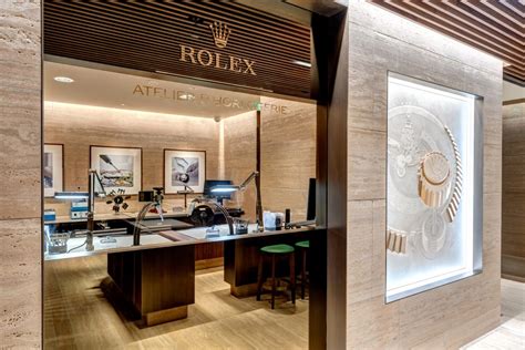 charles de gaulle rolex|‭Galeries Lafayette .